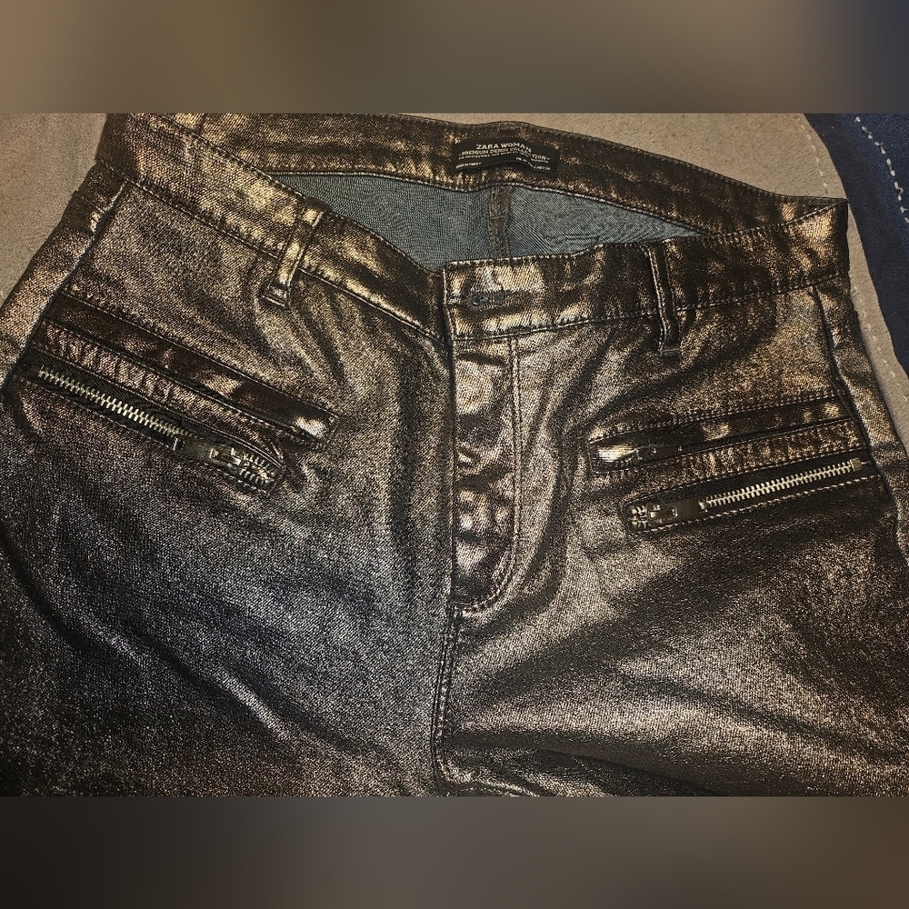 Zara‎ metallic jeans - Picture 2 of 9